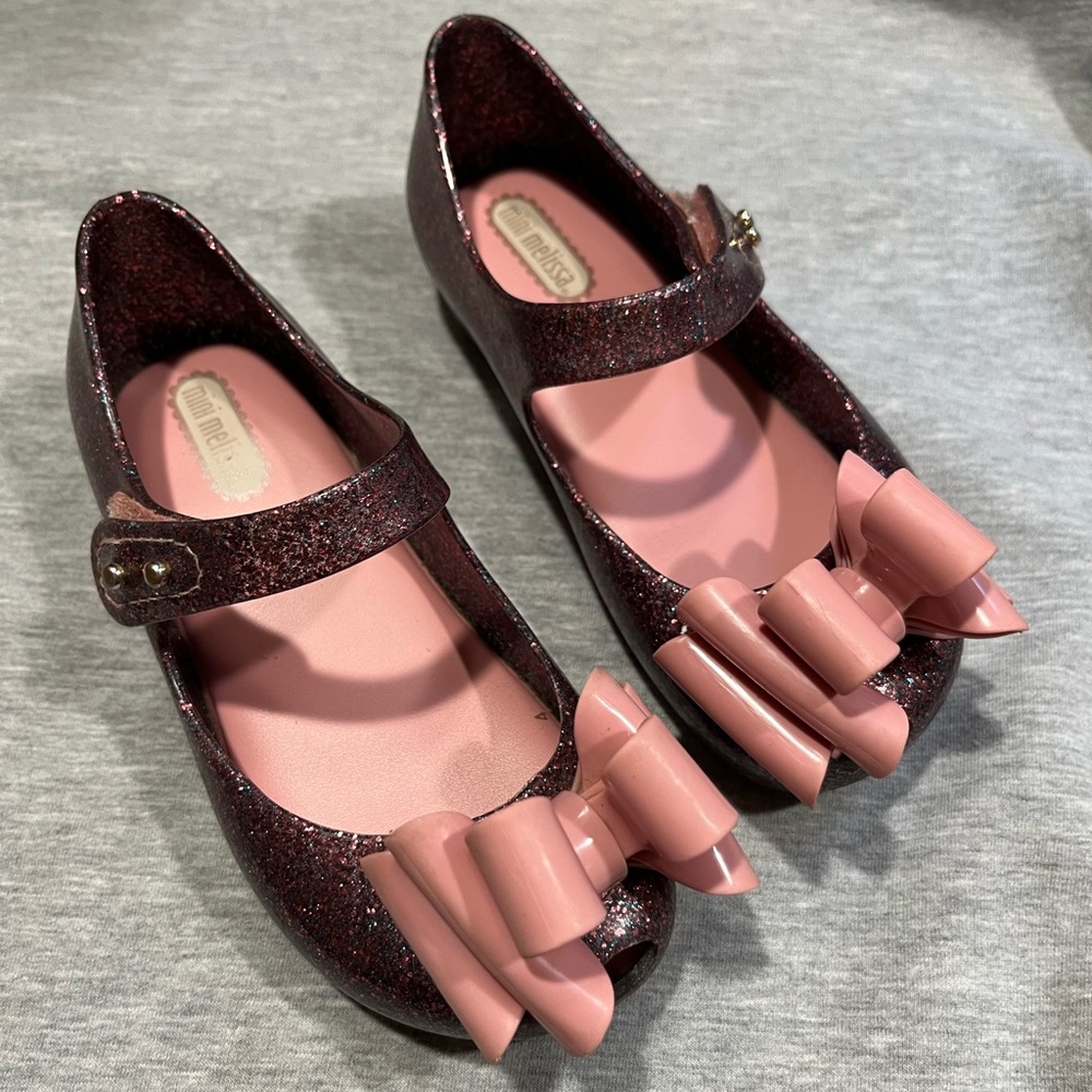 Mini Melissa Glitter Bow Shoes